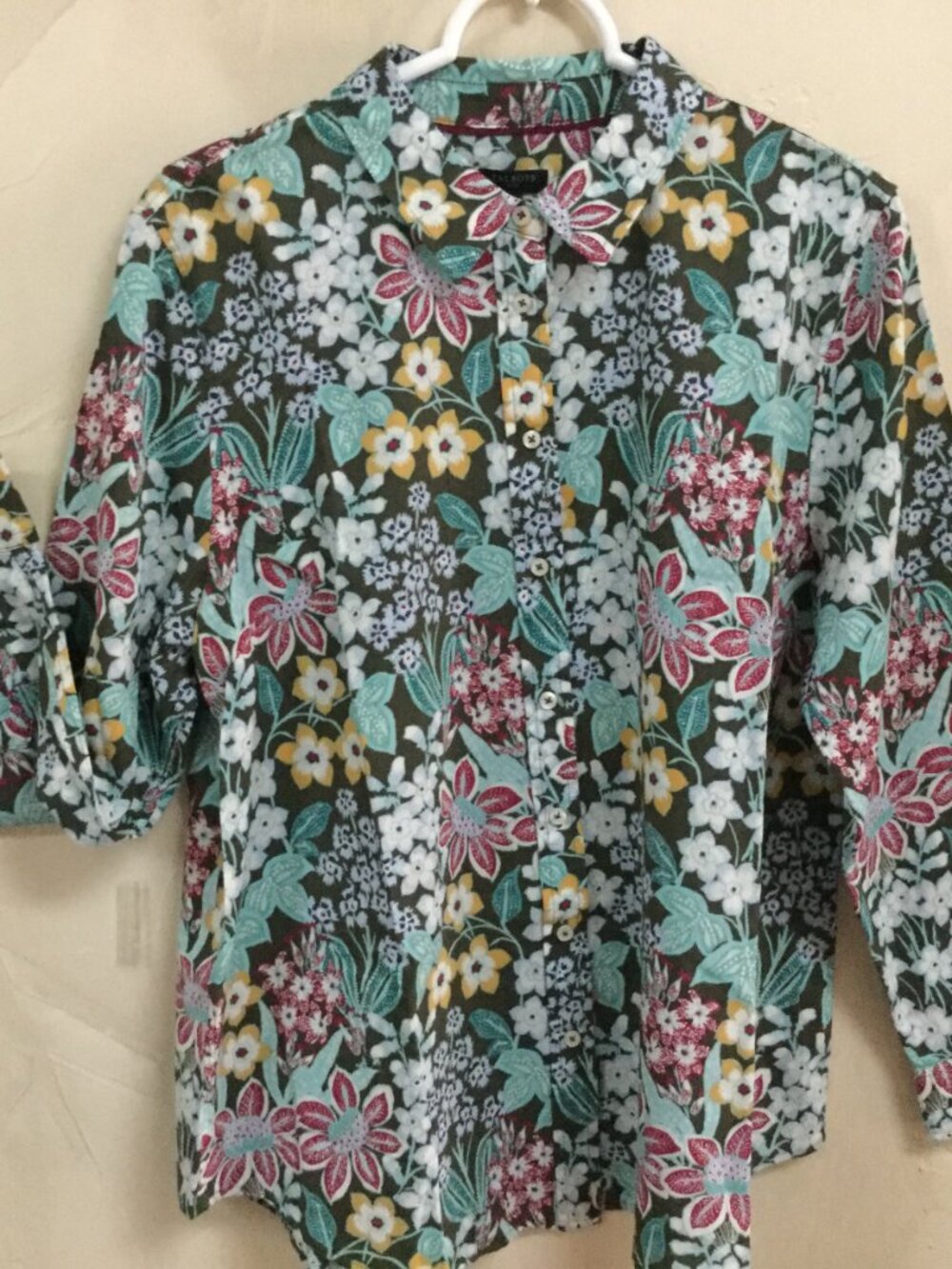 Talbots Women Size XLp Button Front Blouse Top Green yellow burgundy Floral NWT
